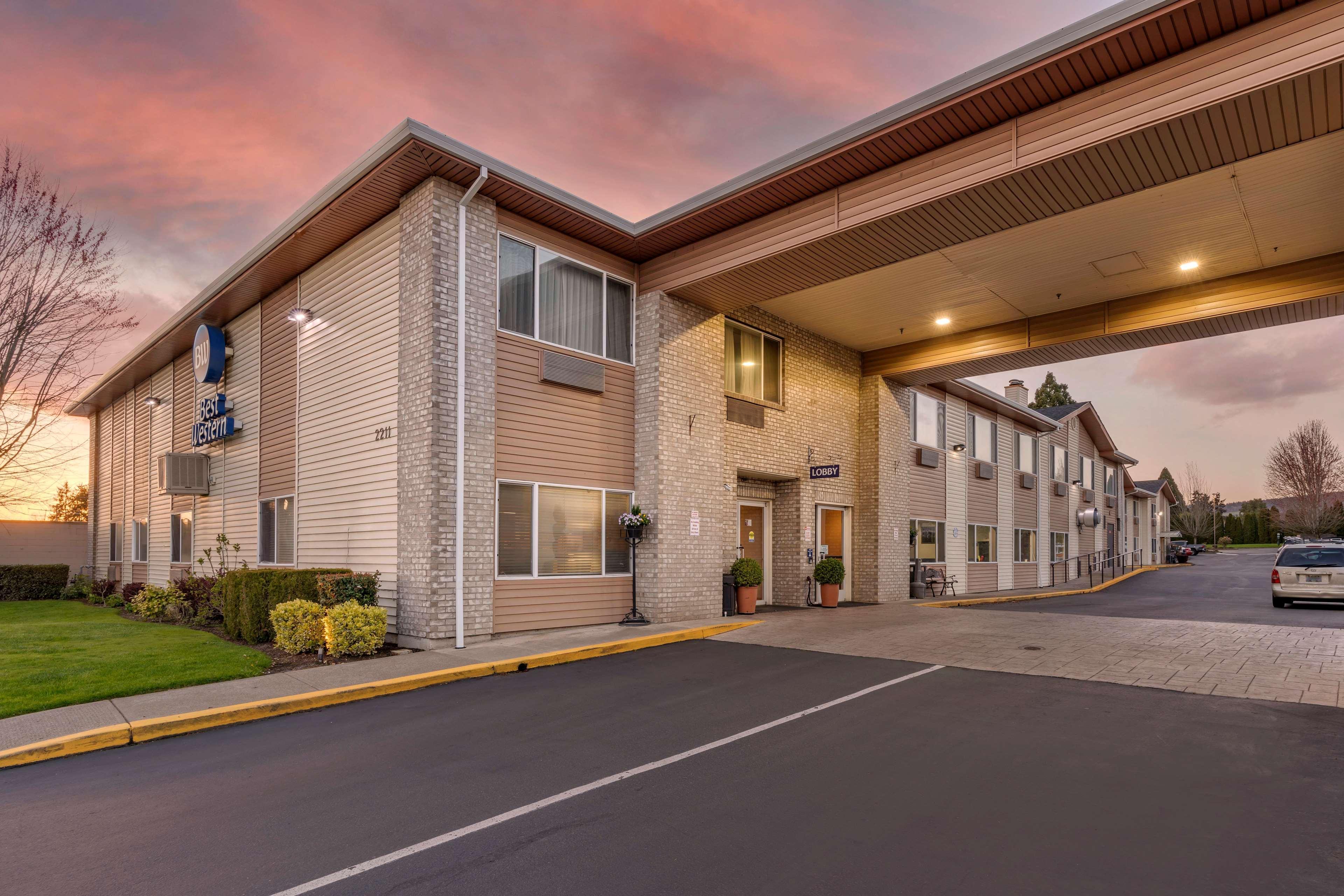 Best Western Newberg Inn Exterior foto